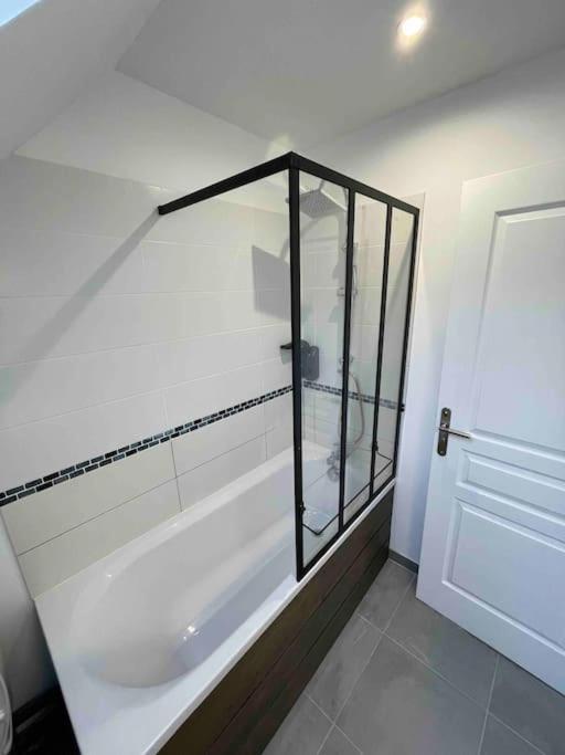 Le Bel Vue Apartman Sens Kültér fotó